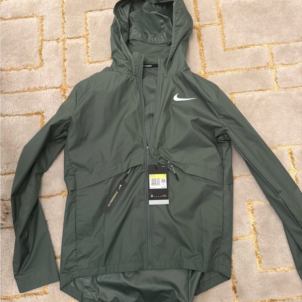 Nike water repellent jacket